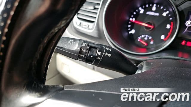 Kia All New Carnival Luxury, 2015 17