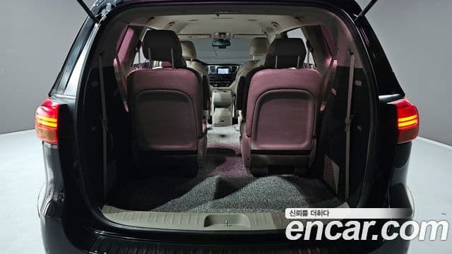 Kia All New Carnival Luxury, 2015 20