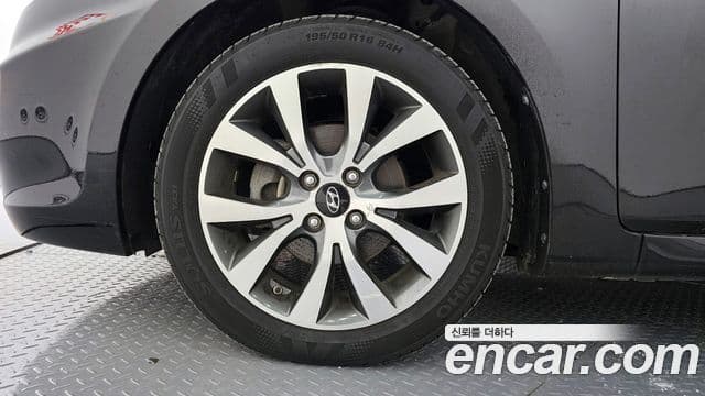 Hyundai Accent(новый кузов / новое поколение) Premium, 2016 все фото