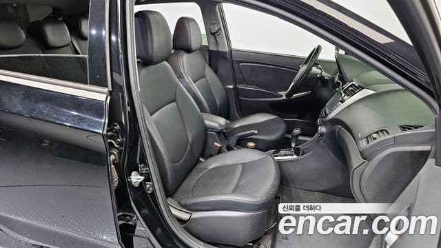 Hyundai Accent(новый кузов / новое поколение) Premium, 2016 10