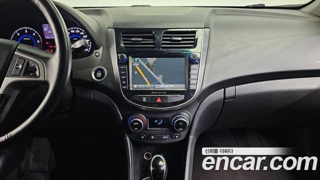 Hyundai Accent(новый кузов / новое поколение) Premium, 2016 16