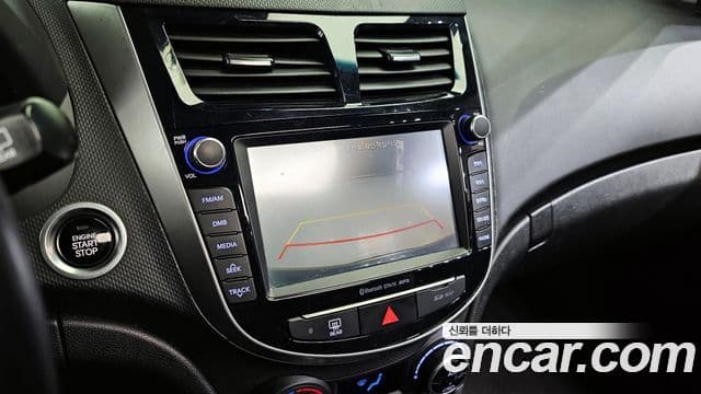 Hyundai Accent(новый кузов / новое поколение) Premium, 2016 17