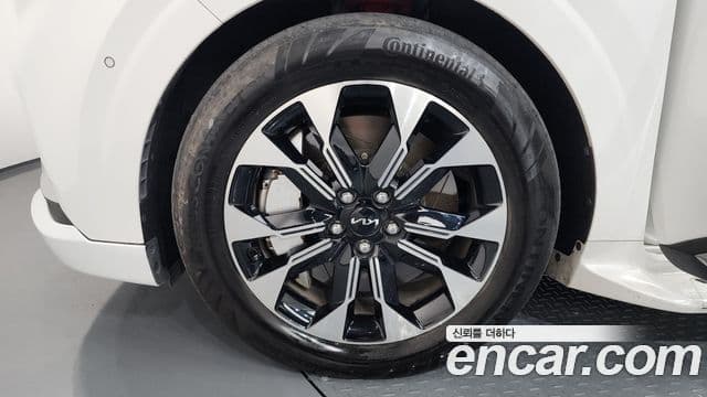 Kia Carnival 4세대 Signature, 2023 все фото