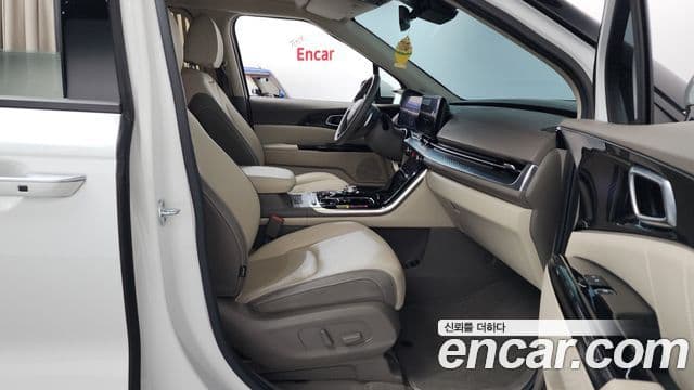 Kia Carnival 4세대 Signature, 2023 11