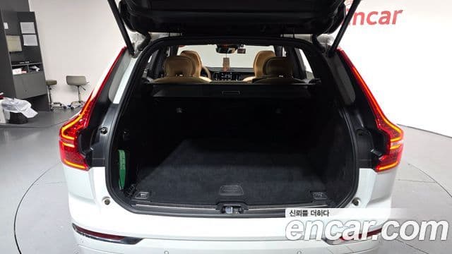 Volvo XC60 2세대 B5 Inscription, 2021 20