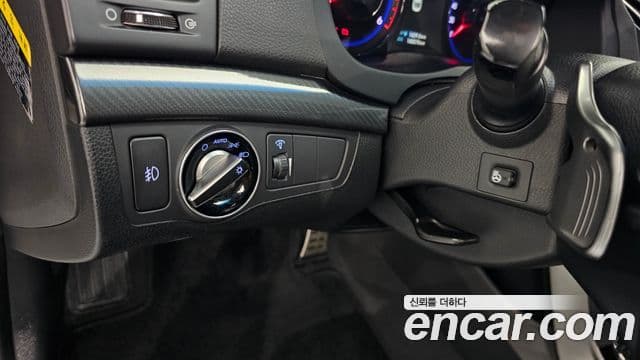 Hyundai i40 살룬 D Spec, 2015 16