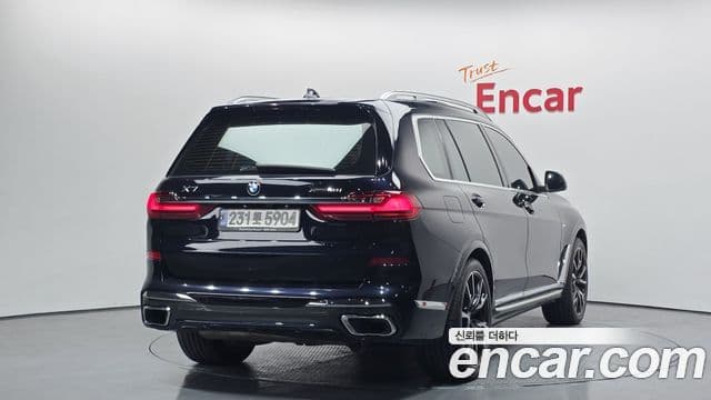 BMW X7 (G07) xDrive 40i M Sport 6인승, 2022 2