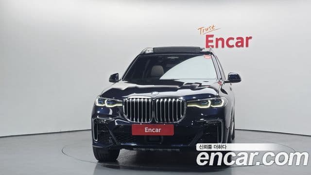 BMW X7 (G07) xDrive 40i M Sport 6인승, 2022 3
