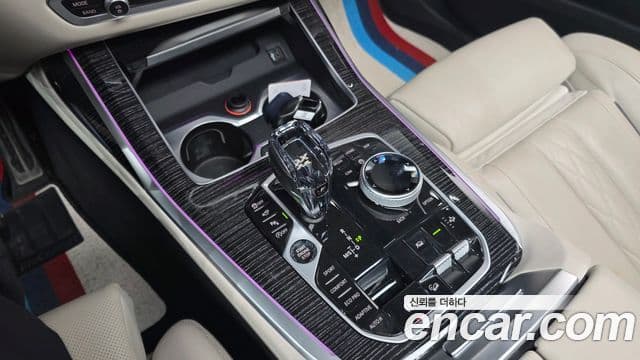 BMW X7 (G07) xDrive 40i M Sport 6인승, 2022 9
