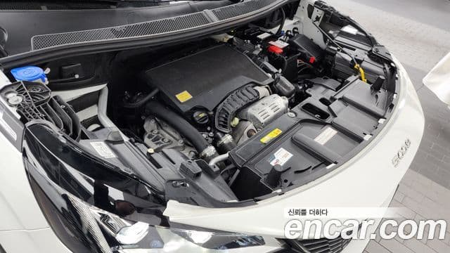 Peugeot 5008 2세대 1.2 Pure Tech GT, 2024 6