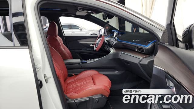 Peugeot 5008 2세대 1.2 Pure Tech GT, 2024 11