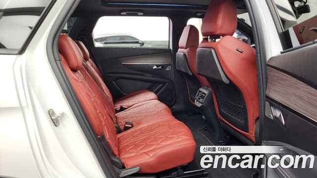 Peugeot 5008 2세대 1.2 Pure Tech GT, 2024 12