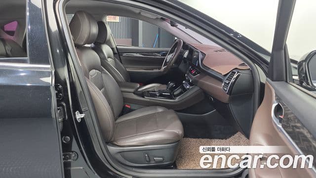 Hyundai Grandeur IG 3.0 LPi Modern (арендный автомобиль), 2018 11