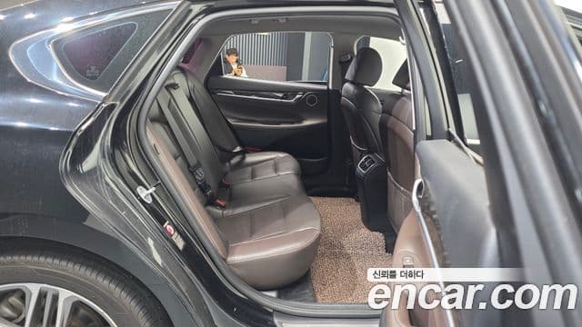 Hyundai Grandeur IG 3.0 LPi Modern (арендный автомобиль), 2018 12