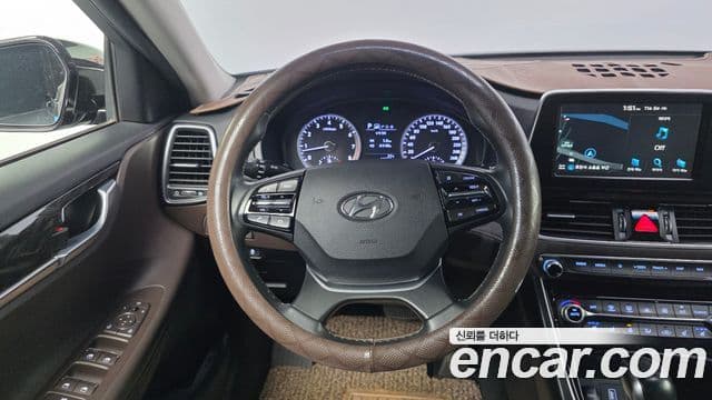 Hyundai Grandeur IG 3.0 LPi Modern (арендный автомобиль), 2018 13