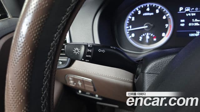 Hyundai Grandeur IG 3.0 LPi Modern (арендный автомобиль), 2018 17