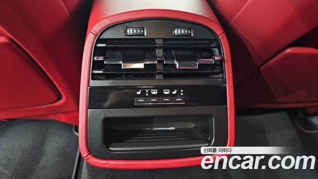 Maserati Quattroporte, 2020 18