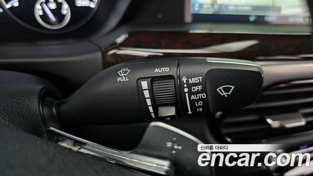 Genesis EQ900 Luxury, 2016 17