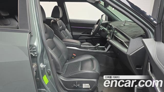 KG모빌리티(SsangYong) Torres T7, 2023 10