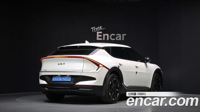 Kia The / новый New EV6 Air, 2025 2