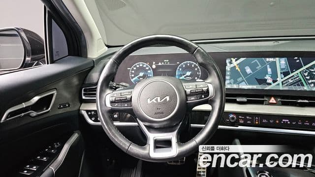 Kia Sportage 5세대 гибрид Signature 2WD, 2023 13