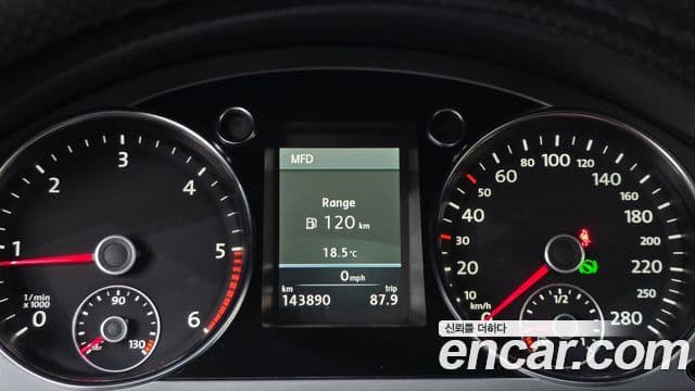 Volkswagen New CC 2.0 TDI BlueMotion, 2013 8