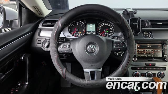 Volkswagen New CC 2.0 TDI BlueMotion, 2013 16