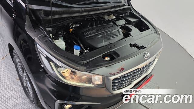 Kia The / новый New Carnival Luxury, 2019 6