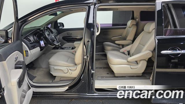 Kia The / новый New Carnival Luxury, 2019 18