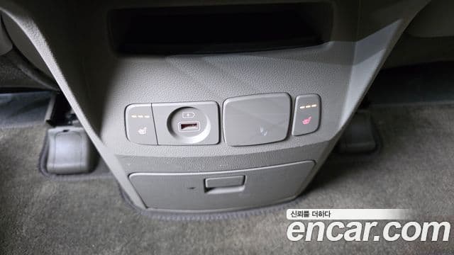 Kia The / новый New Carnival Luxury, 2019 19