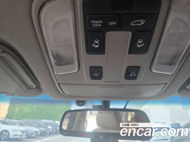 Kia All New Carnival Noblesse, 2016 11