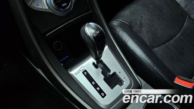 Hyundai Avante MD Luxury, 2012 9