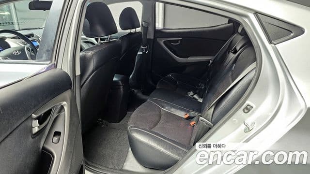 Hyundai Avante MD Luxury, 2012 13