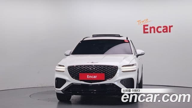 Genesis GV70, 2024 3