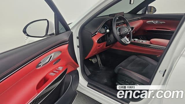 Genesis GV70, 2024 10