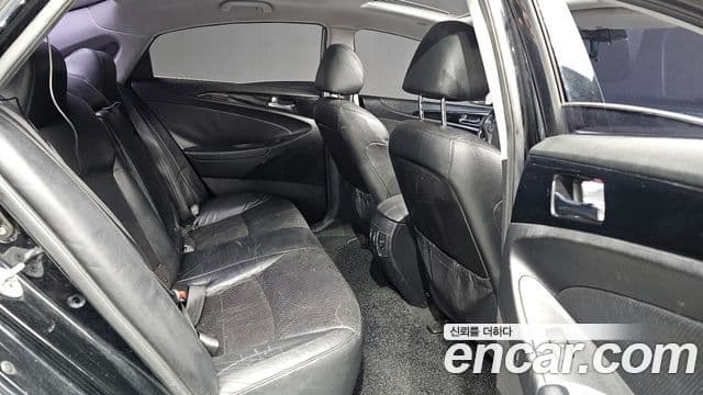 Hyundai YF Sonata LPI Premier(для людей с инвалидностью), 2010 11