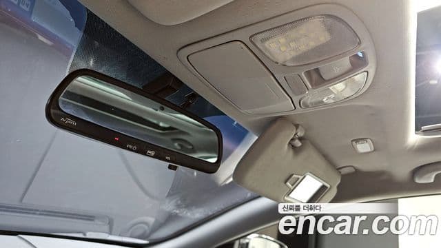 Hyundai YF Sonata LPI Premier(для людей с инвалидностью), 2010 19