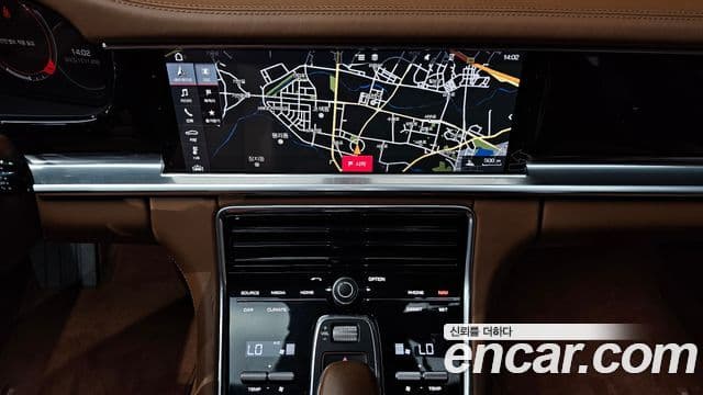 Porsche Panamera (971), 2020 14