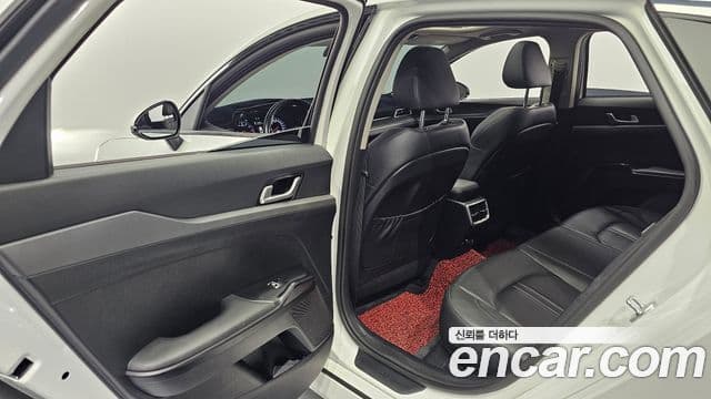 Kia K5 3세대 Prestige, 2023 11