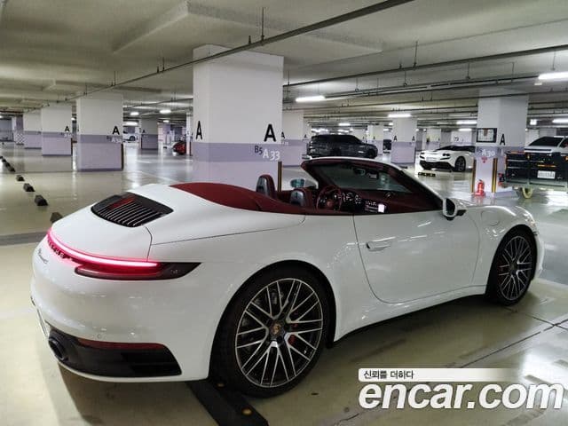 Porsche 911 (992) Carrera 4S кабриолет, 2024 6