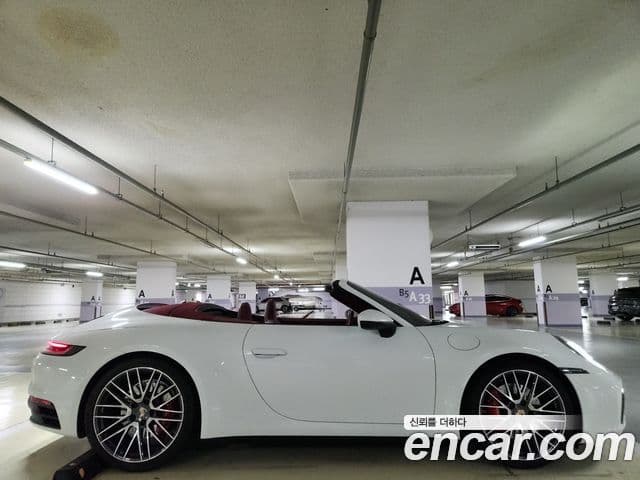 Porsche 911 (992) Carrera 4S кабриолет, 2024 7