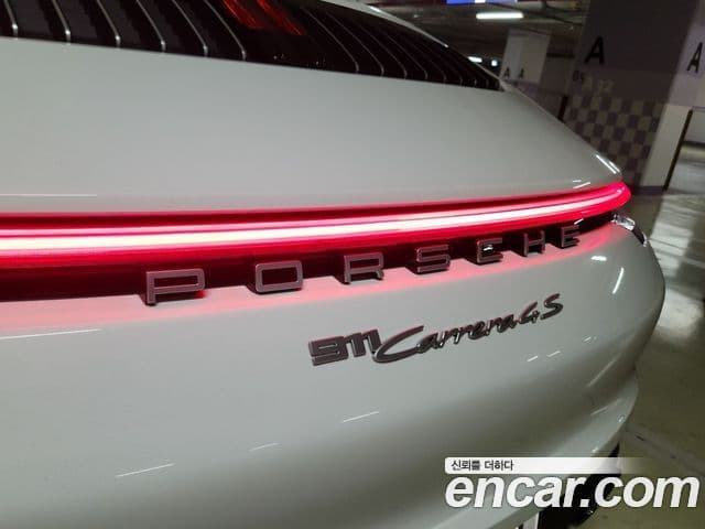 Porsche 911 (992) Carrera 4S кабриолет, 2024 9