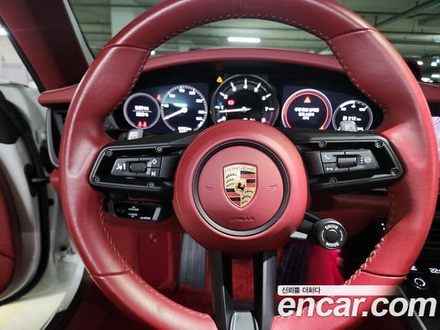 Porsche 911 (992) Carrera 4S кабриолет, 2024 14