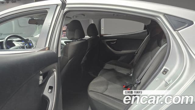 Hyundai Avante MD Luxury, 2011 13