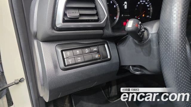 KG모빌리티(SsangYong) The / новый New Tivoli V3, 2024 15