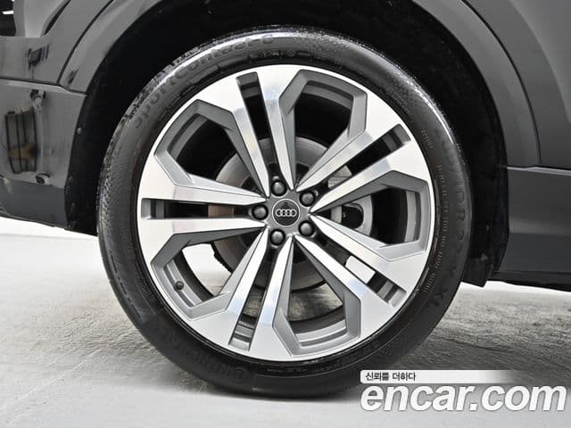 Audi Q8 (4M) Premium, 2023 все фото