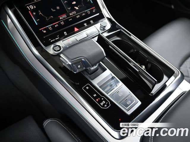 Audi Q8 (4M) Premium, 2023 9