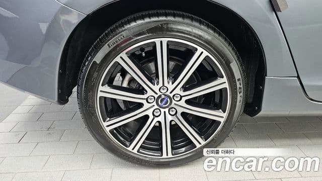 Volvo S60 2세대, 2017 все фото