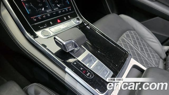 Audi Q8 (4M) Premium, 2023 9