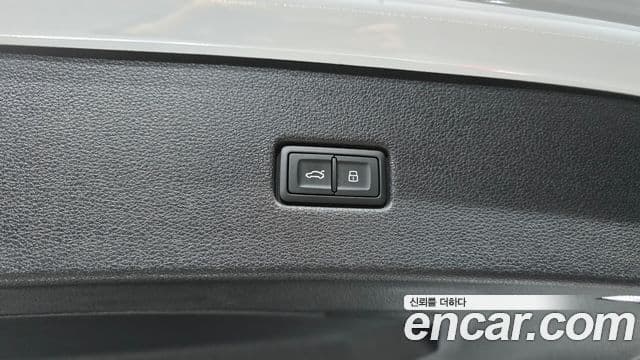 Audi Q8 (4M) Premium, 2023 19